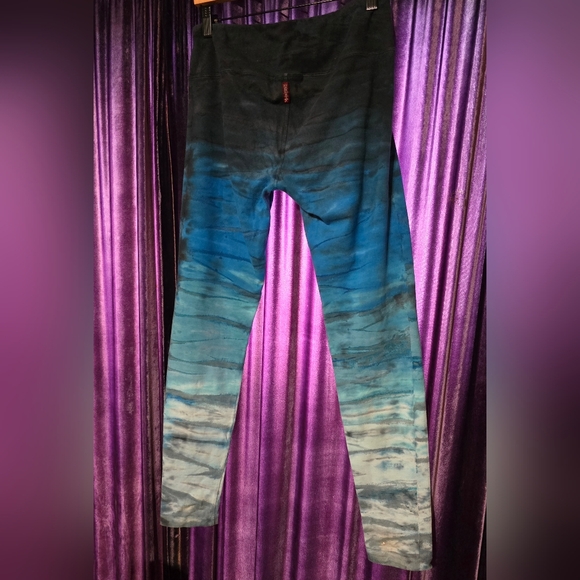 Hard Tail Pants - Blue and Black Ombre Leggings
